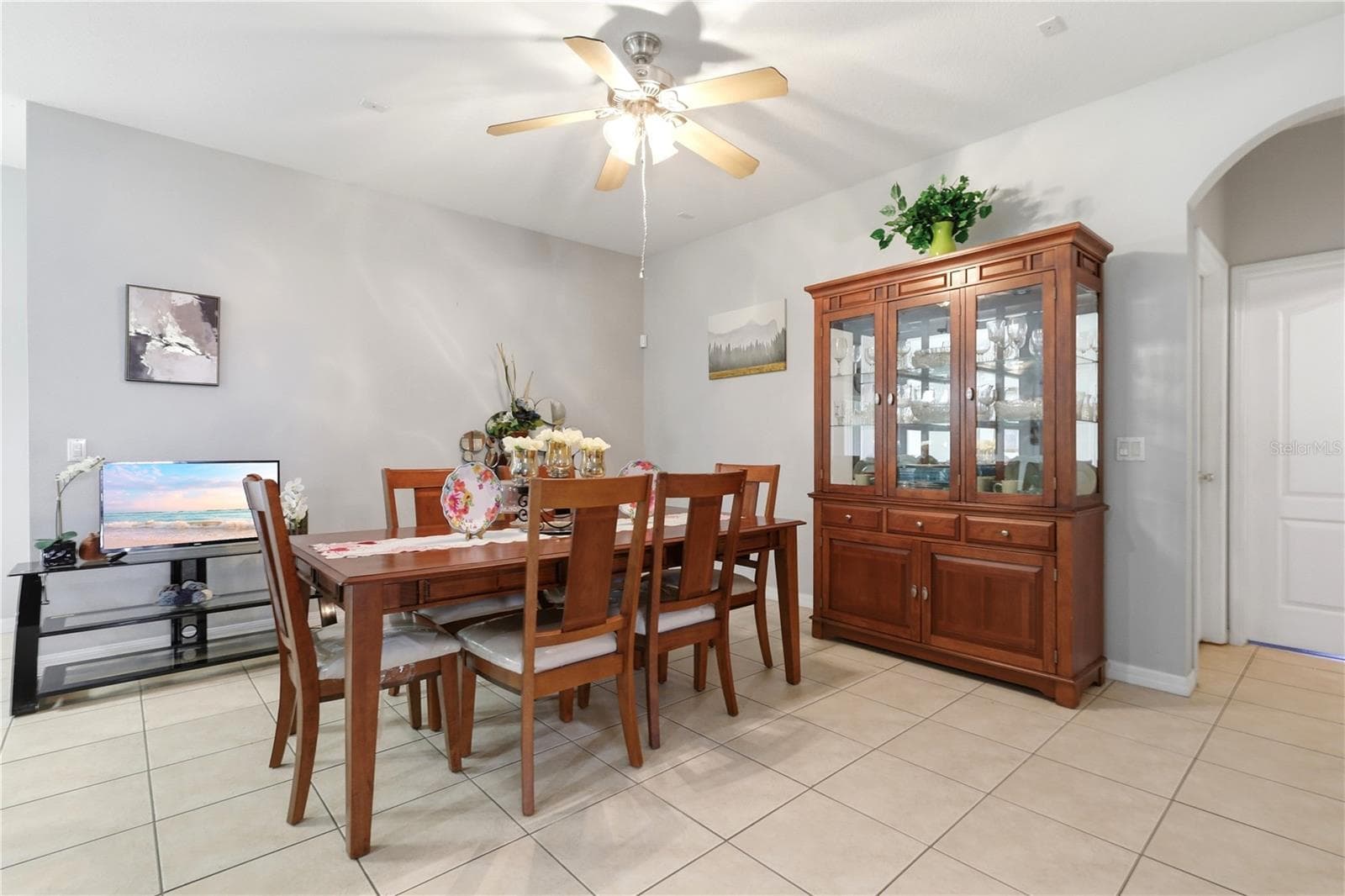 Single Family Residence at 907 HACIENDA CIR, KISSIMMEE, photo 18 of 46