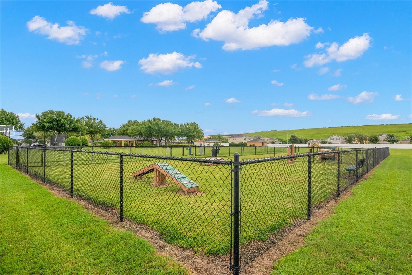 Single Family Residence at 14832 CRESCENT ROCK DR, WIMAUMA, photo 33 of 37