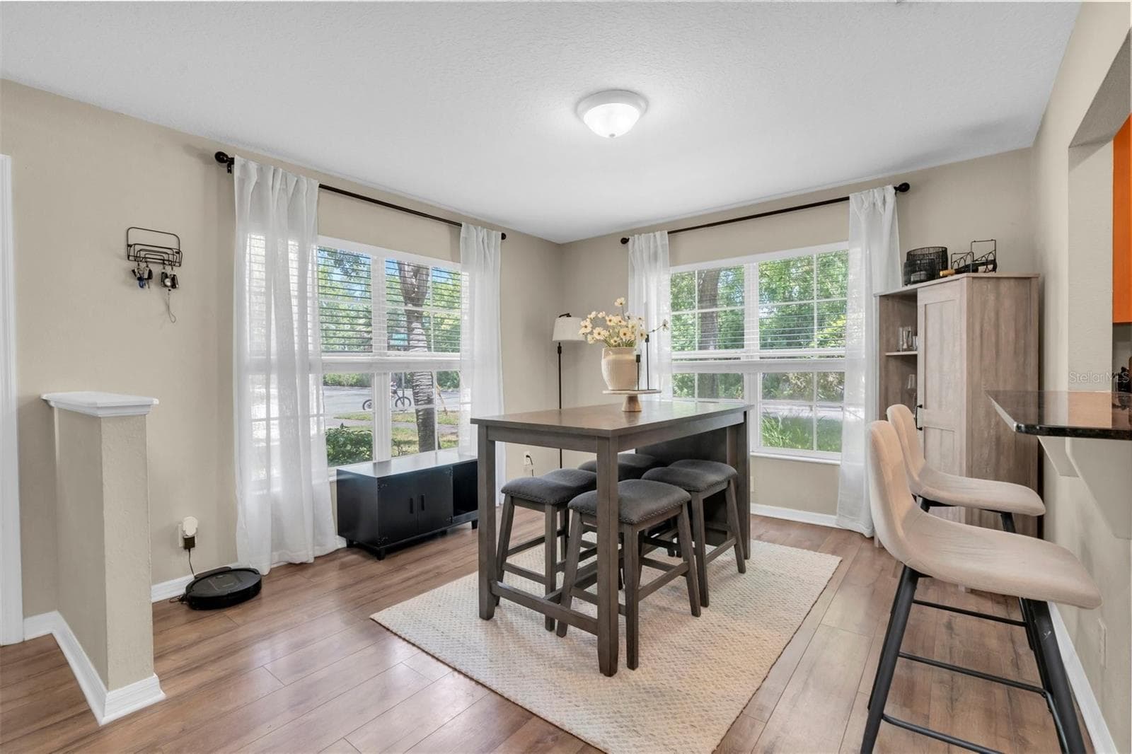 Townhouse at 9548 CHARLESBERG DRIVE, TAMPA, photo 10 of 30