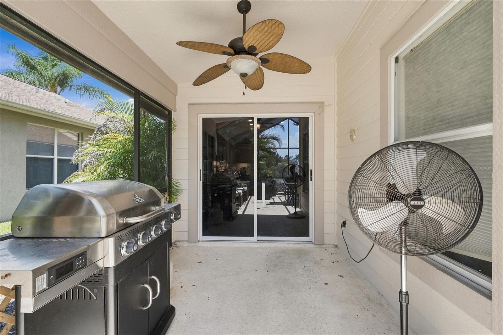 Single Family Residence at 1469 RIVERDALE DR, OLDSMAR, photo 50 of 60