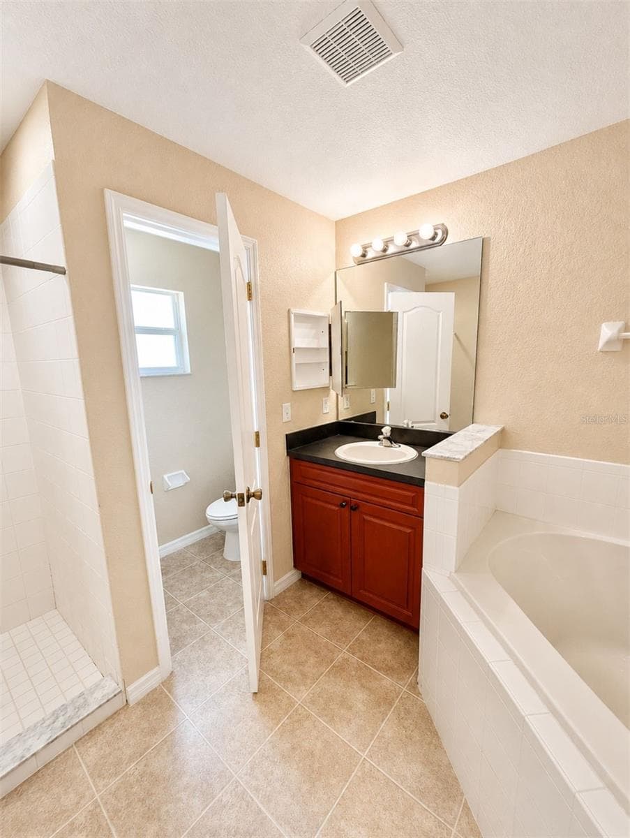 Single Family Residence at 333 GARDENIA CT, POINCIANA, photo 6 of 21