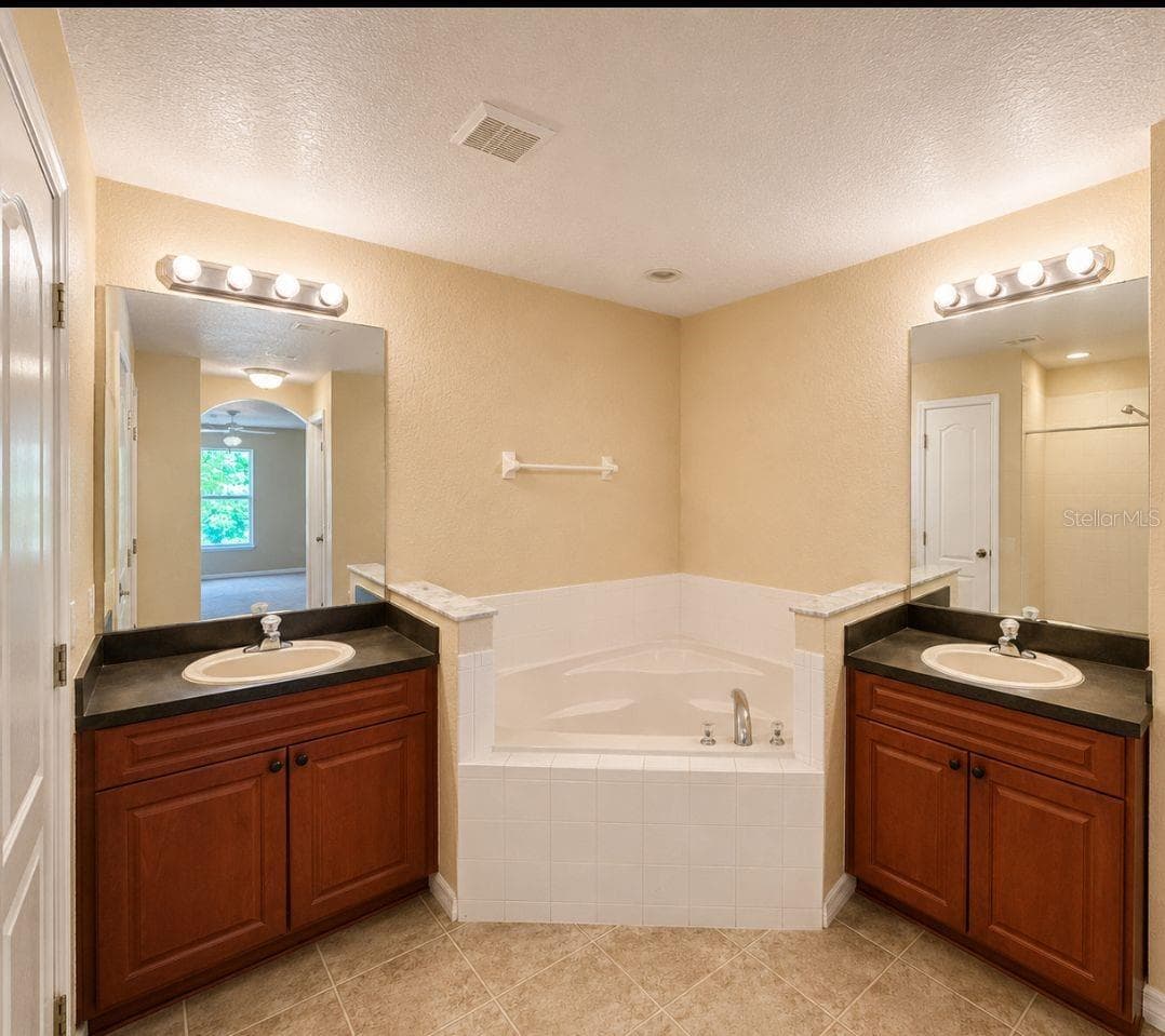Single Family Residence at 333 GARDENIA CT, POINCIANA, photo 7 of 21