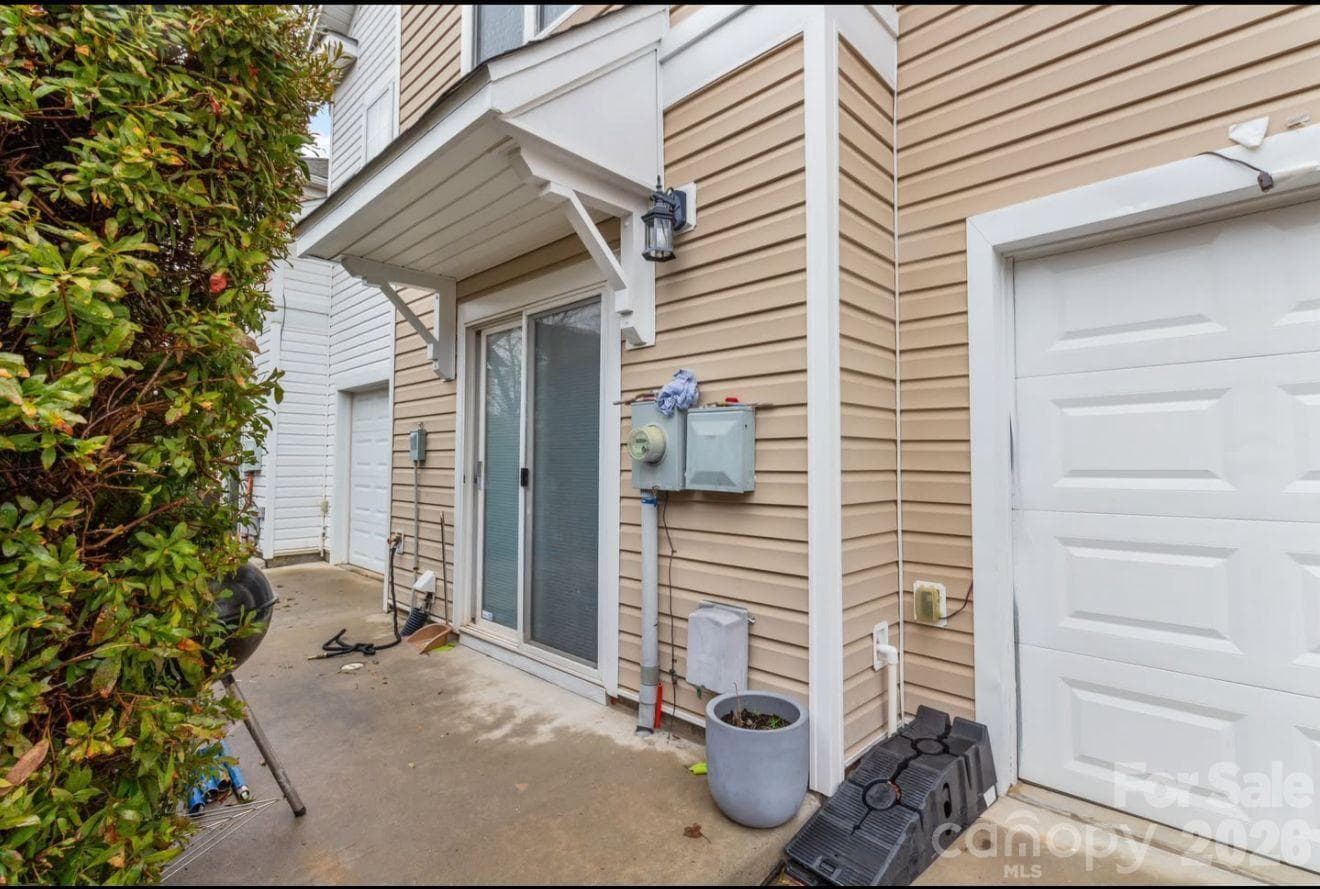 Townhouse at Charlotte, photo 13 of 13
