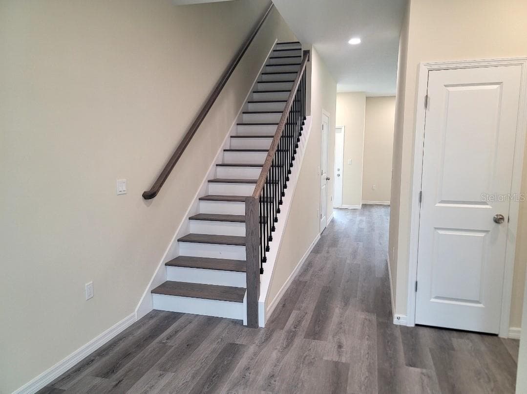 Townhouse at 4351 CAMBIO GARDENS CT, TAMPA, photo 6 of 11