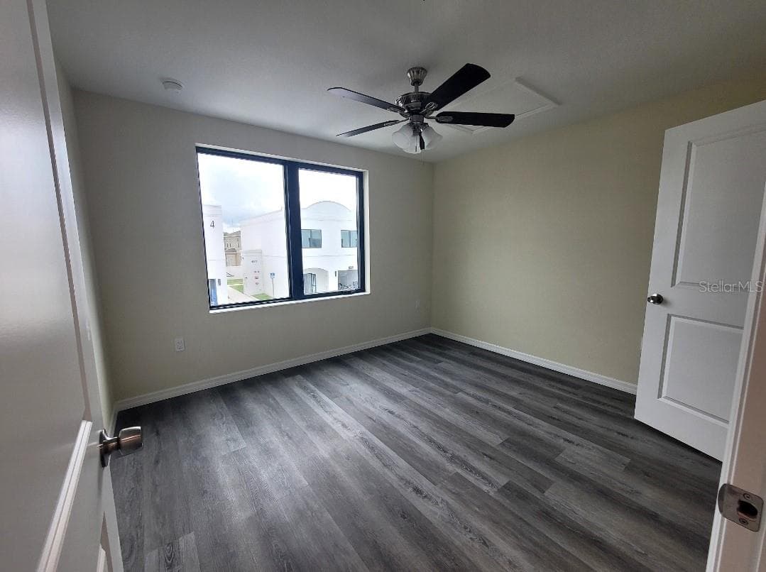Townhouse at 4351 CAMBIO GARDENS CT, TAMPA, photo 9 of 11