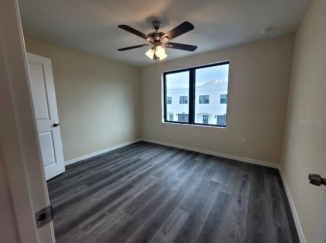 Townhouse at 4351 CAMBIO GARDENS CT, TAMPA, photo 10 of 11