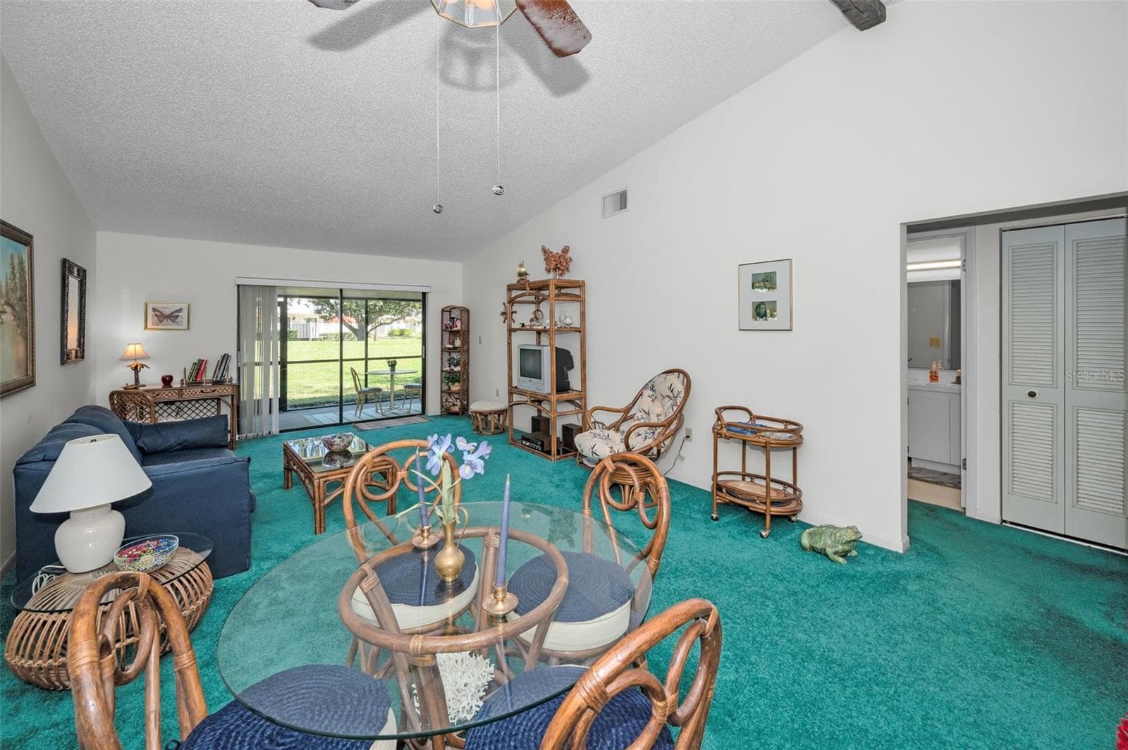 Living Room & Dining Room Combo - 1333 SHADY PINE WAY #F, TARPON SPRINGS