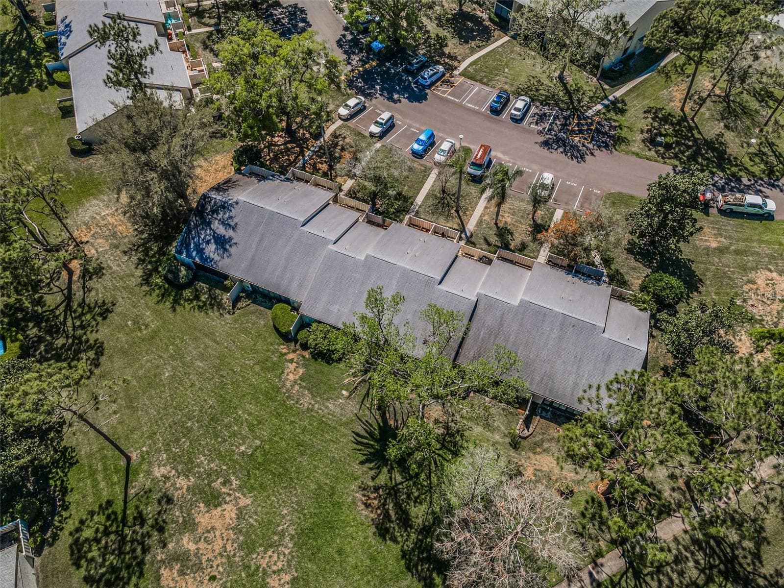 End Unit Villa - 1333 SHADY PINE WAY #F, TARPON SPRINGS