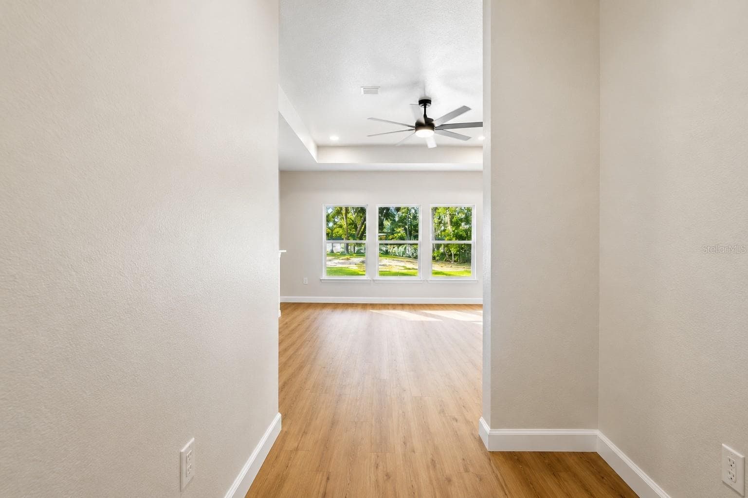 Single Family Residence at 11380 NW 92ND CT, CHIEFLAND, photo 5 of 36