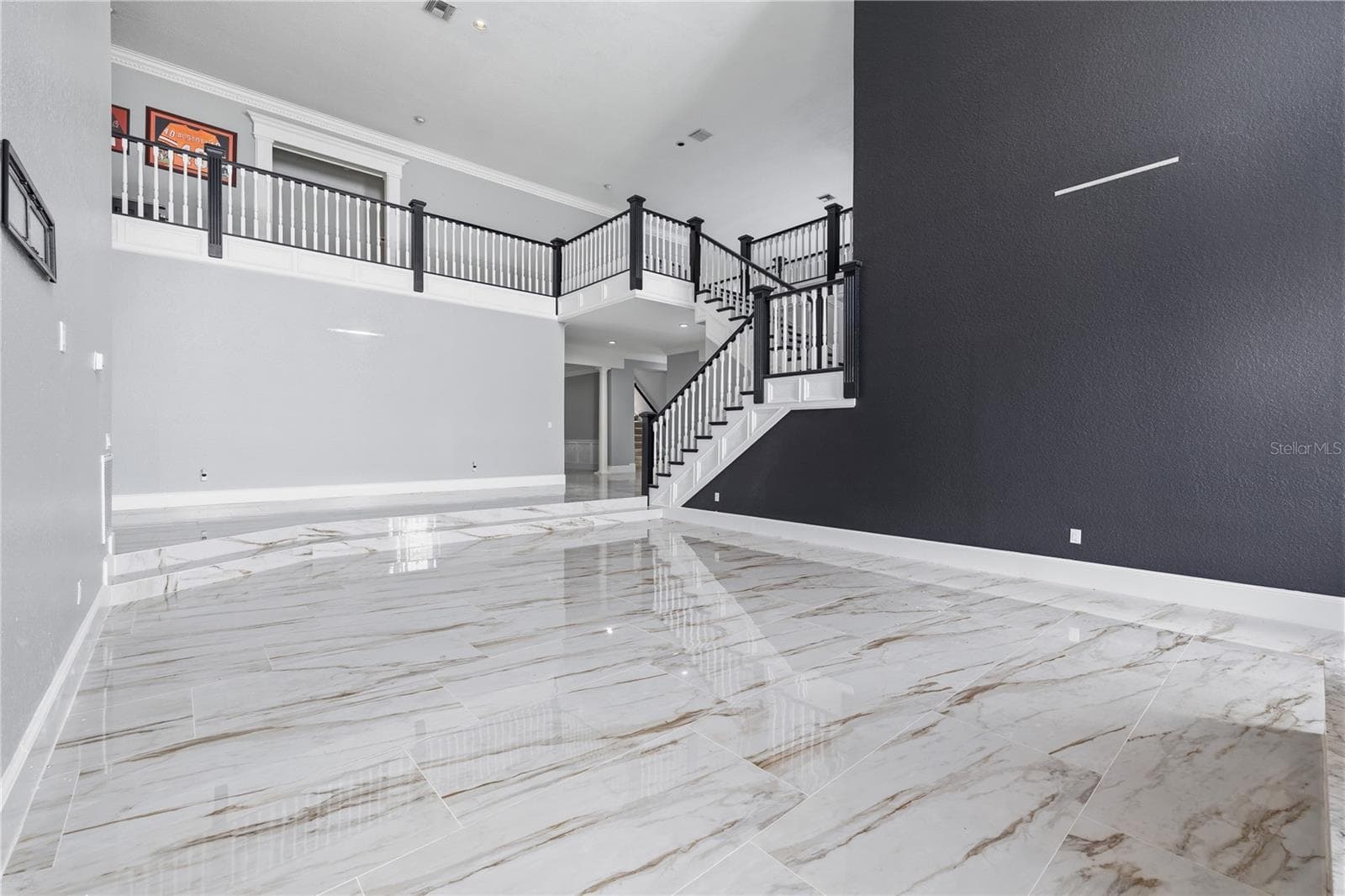 Single Family Residence at 3017 OAKMONT DR, CLEARWATER, photo 6 of 32