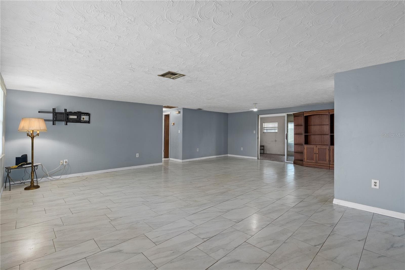 Single Family Residence at 4934 DAPHNE ST, NEW PORT RICHEY, photo 7 of 27