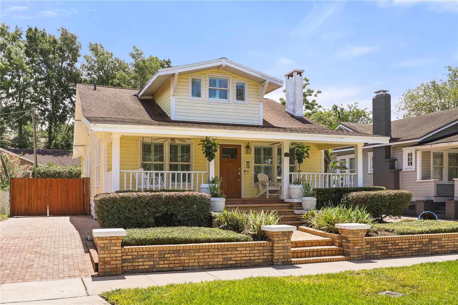 343 BROADWAY AVE
