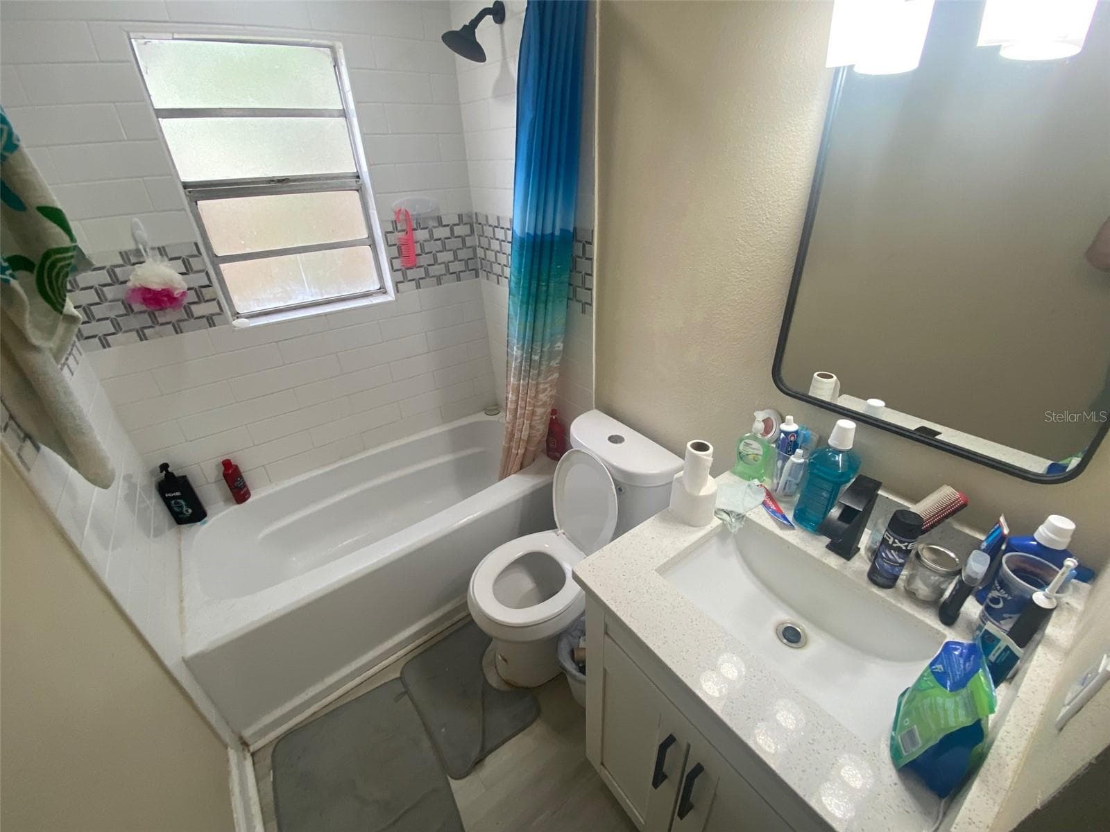Full Bath 2 - 8503 N 11TH ST, TAMPA