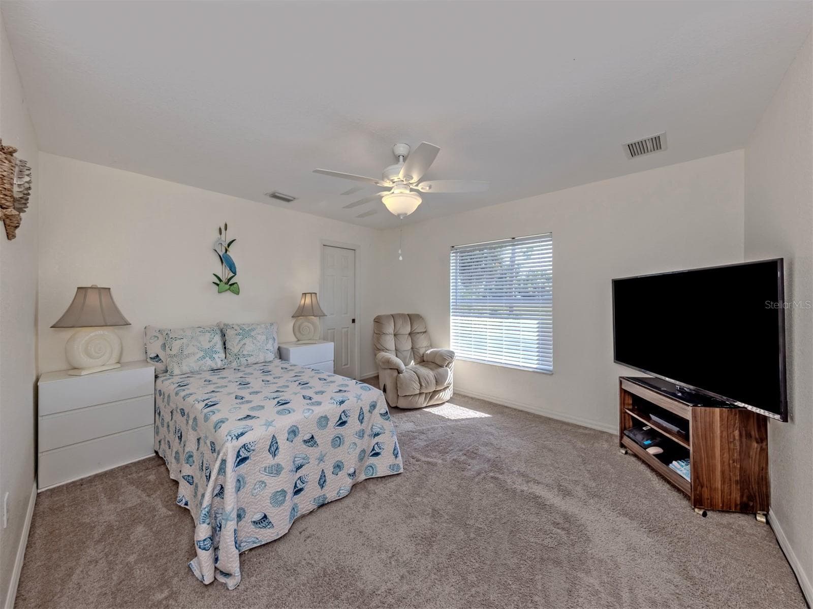 Single Family Residence at 1056 ROTONDA CIR, ROTONDA WEST, photo 11 of 35