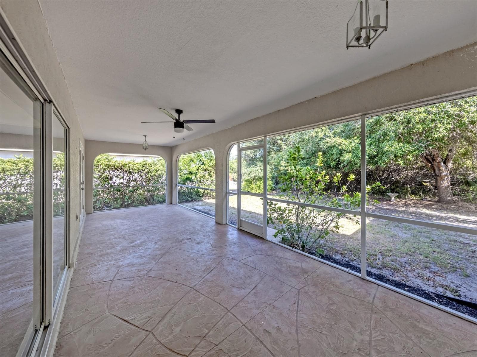 Single Family Residence at 1056 ROTONDA CIR, ROTONDA WEST, photo 17 of 35
