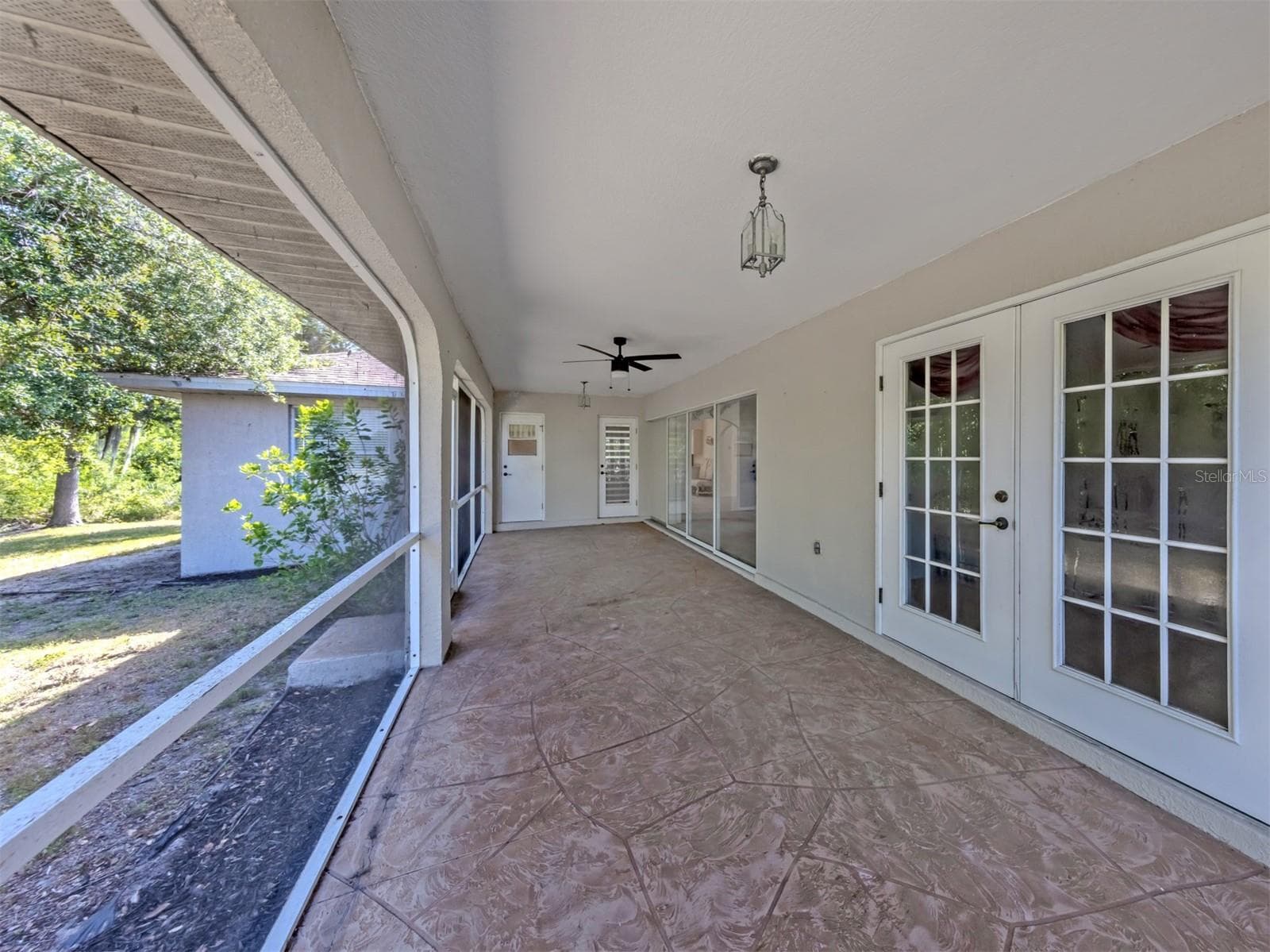 Single Family Residence at 1056 ROTONDA CIR, ROTONDA WEST, photo 18 of 35