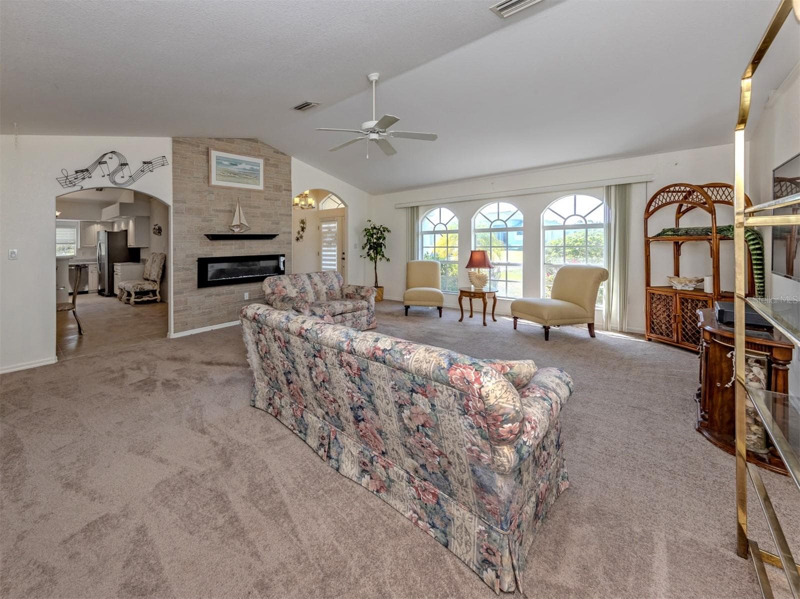 Single Family Residence at 1056 ROTONDA CIR, ROTONDA WEST, photo 22 of 35