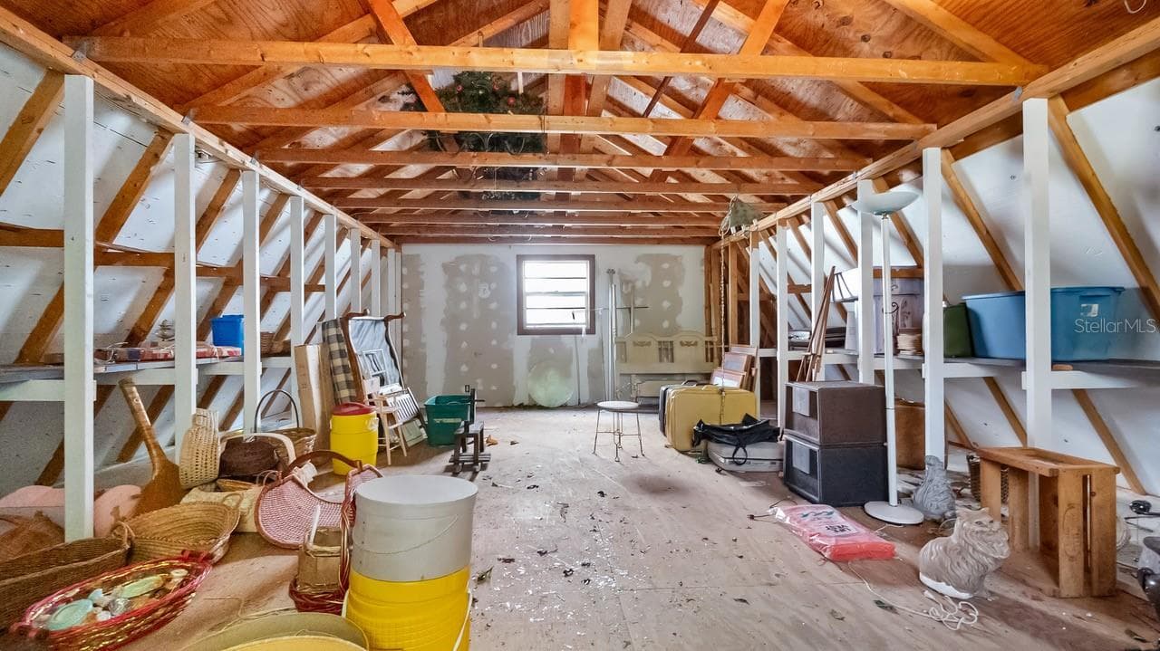 Floored Attic - 127 E LAUREL AVE, HOWEY IN THE HILLS
