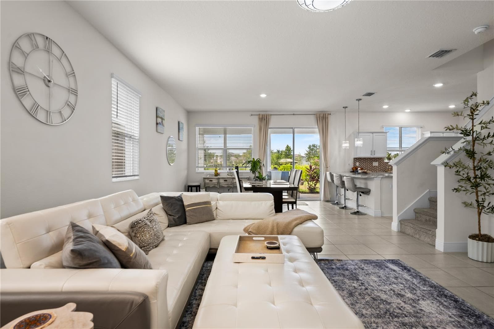 Living room + dining room combo - 11567 GALLATIN TRL, PARRISH