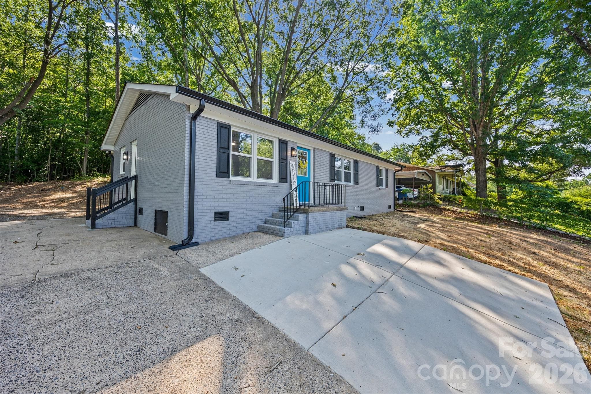 Single Family Residence at 1812 Riveria Drive, Shelby, photo 4 of 31