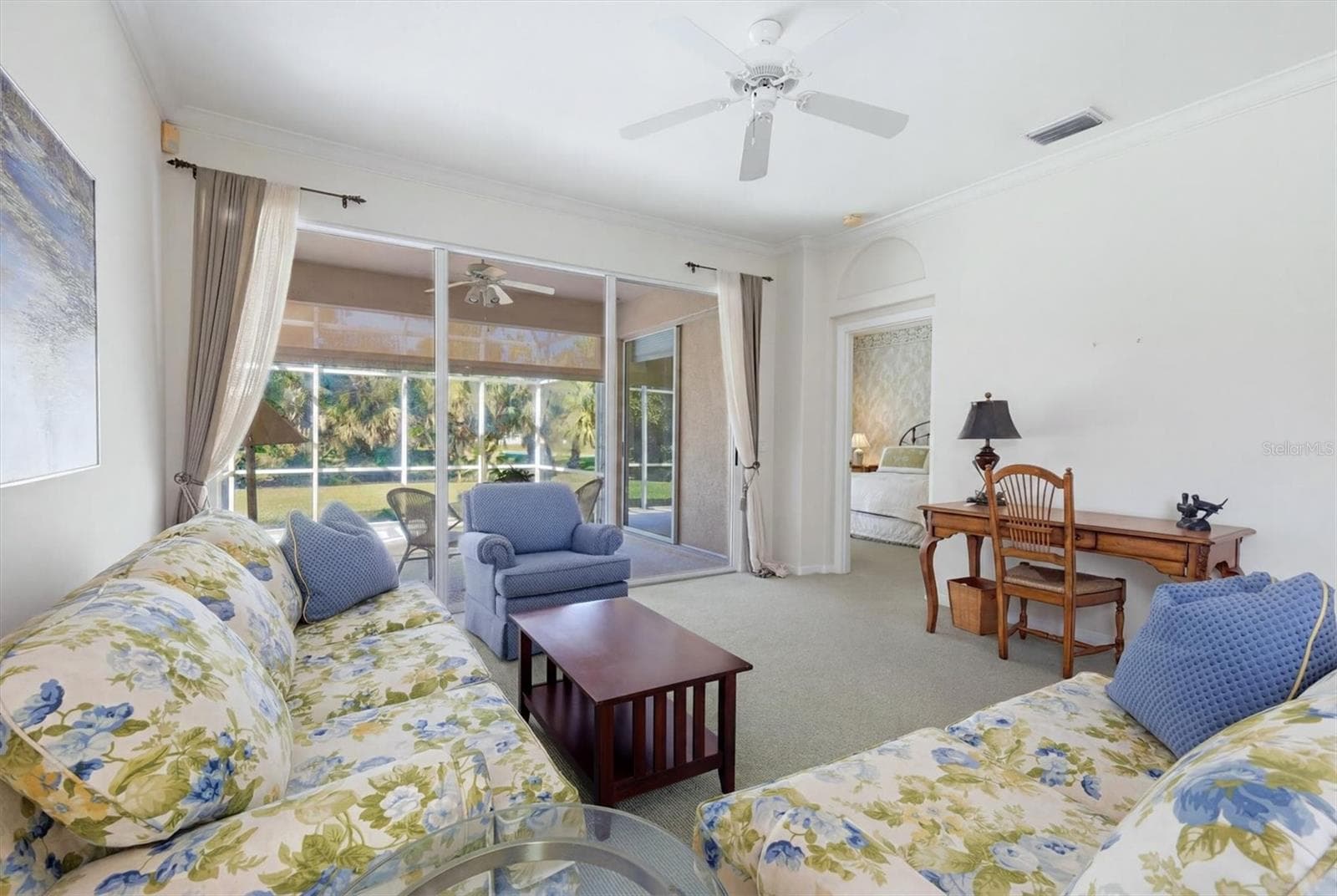 Single Family Residence at 9402 FOREST HILLS CIR, SARASOTA, photo 15 of 77