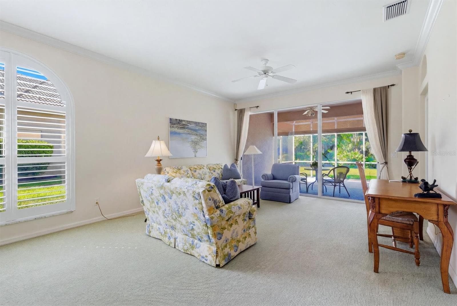 Single Family Residence at 9402 FOREST HILLS CIR, SARASOTA, photo 16 of 77