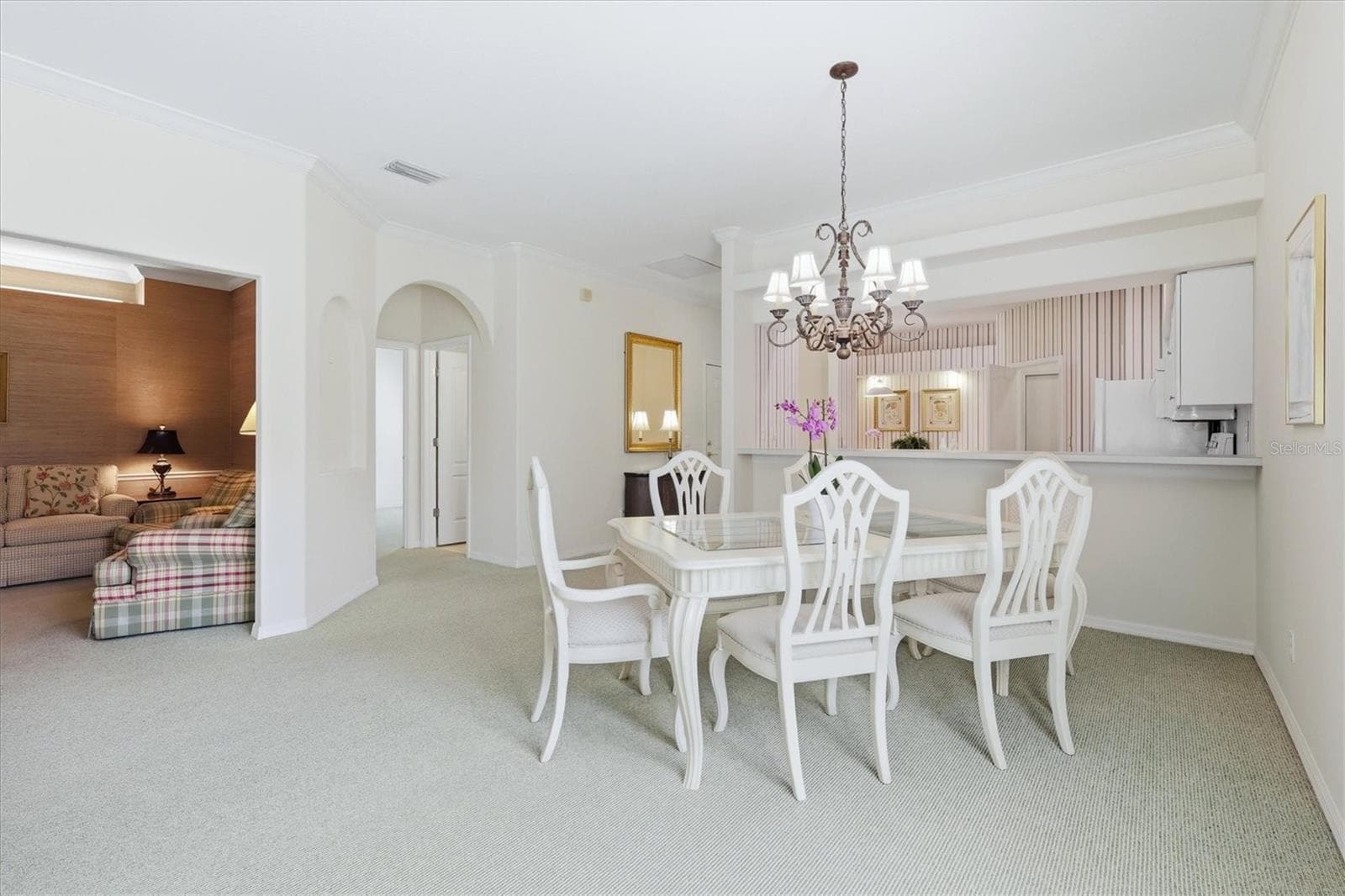 Single Family Residence at 9402 FOREST HILLS CIR, SARASOTA, photo 18 of 77