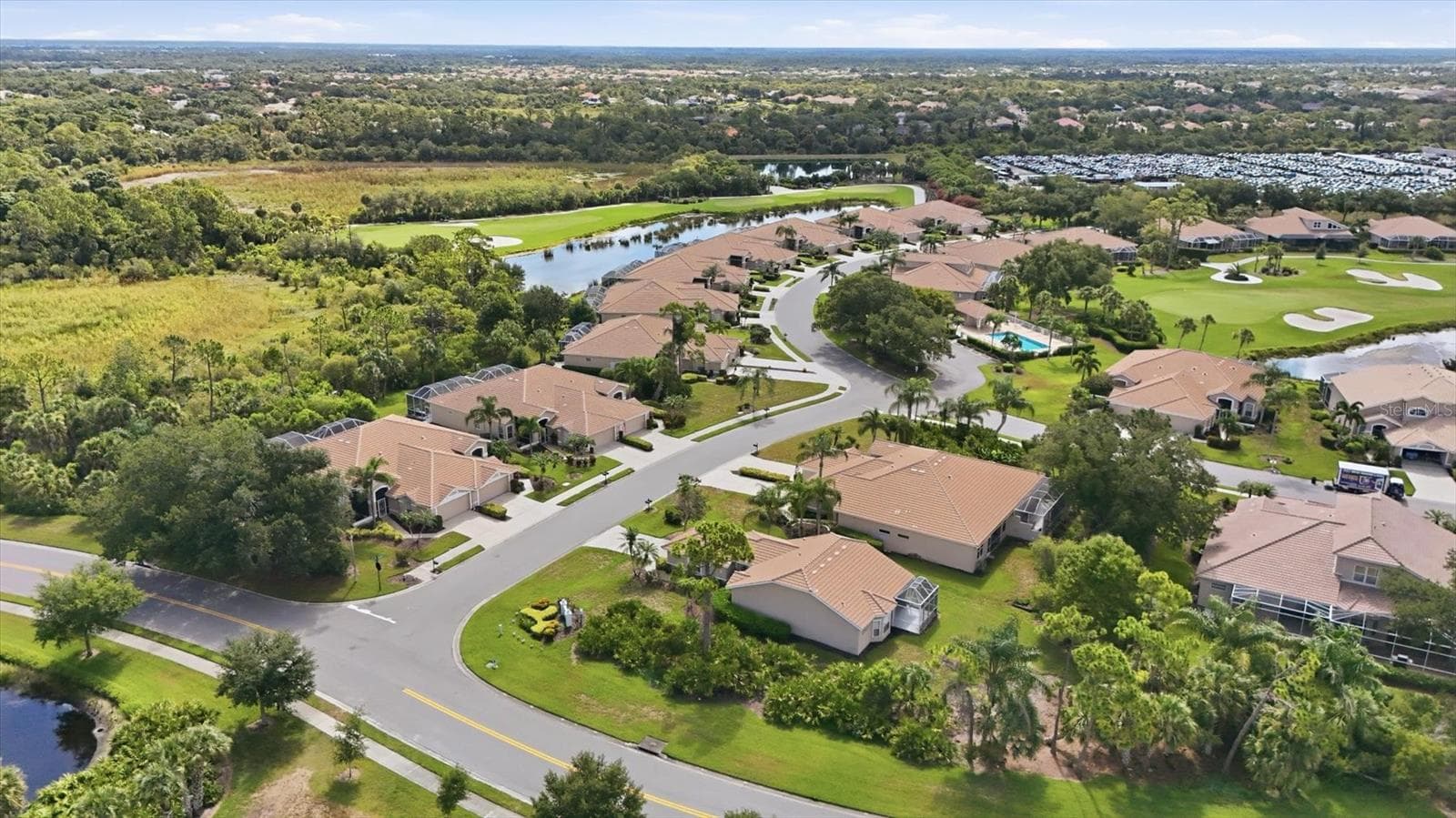 Single Family Residence at 9402 FOREST HILLS CIR, SARASOTA, photo 37 of 77
