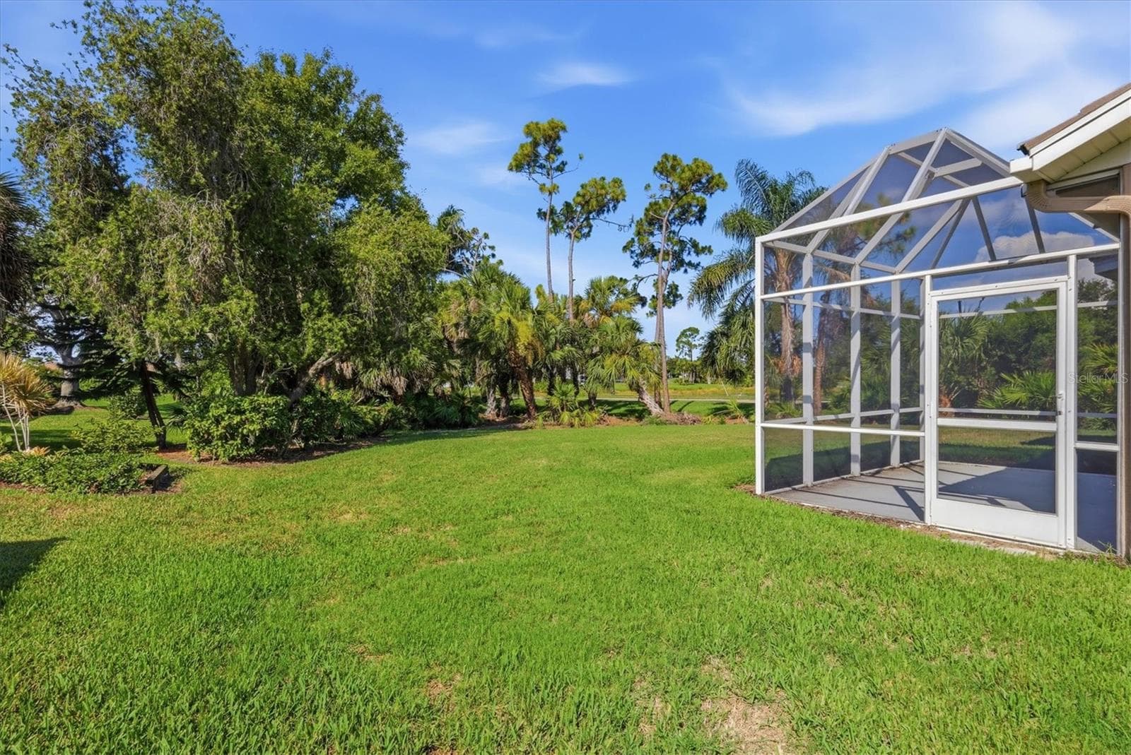 Single Family Residence at 9402 FOREST HILLS CIR, SARASOTA, photo 43 of 77