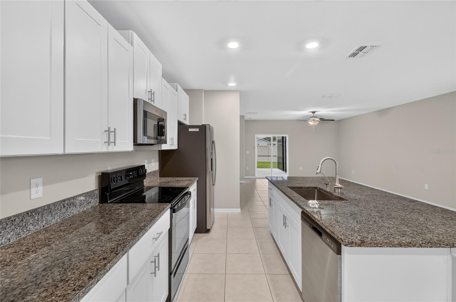 Single Family Residence at 1779 YELLOW TRL, LAKELAND, photo 15 of 63
