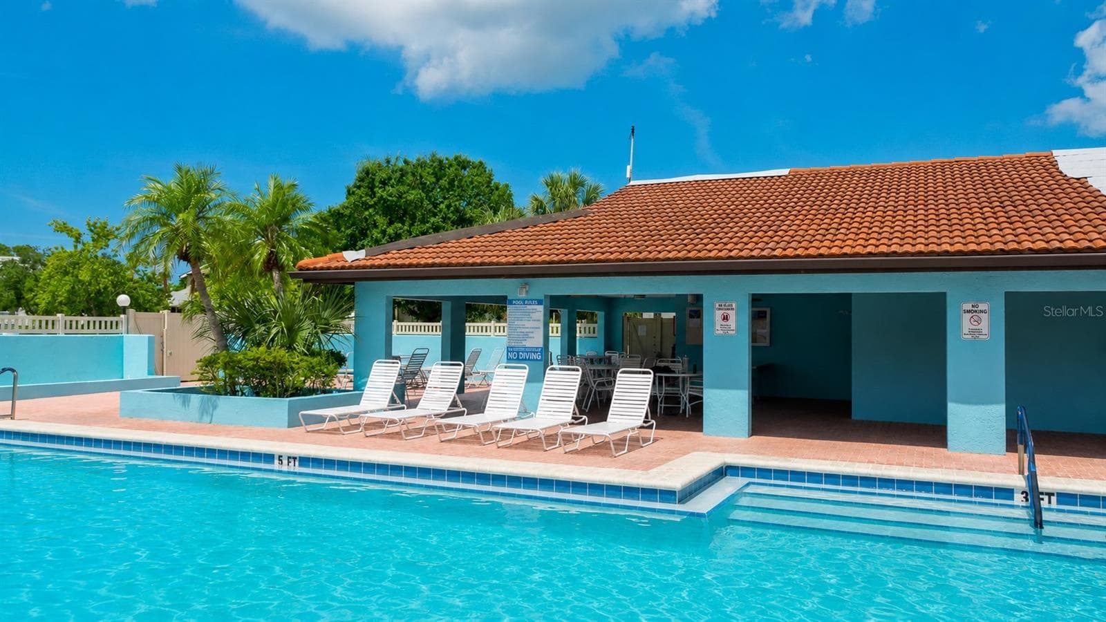 Community Pool Area and Clubhouse - 3848 59TH AVE W, BRADENTON