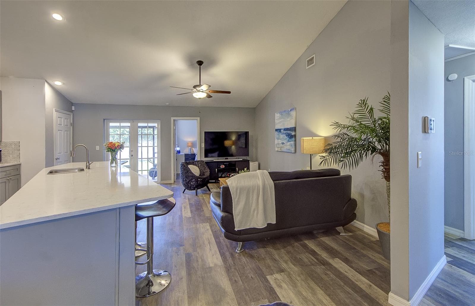 Living Room - 13222 PINE CREEK CIR, RIVERVIEW