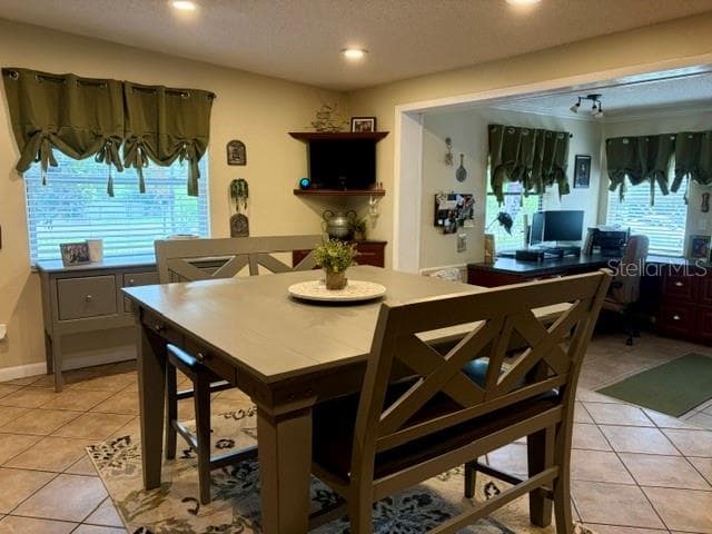 Single Family Residence at 915 HARBOR HILL DR, SAFETY HARBOR, photo 4 of 33