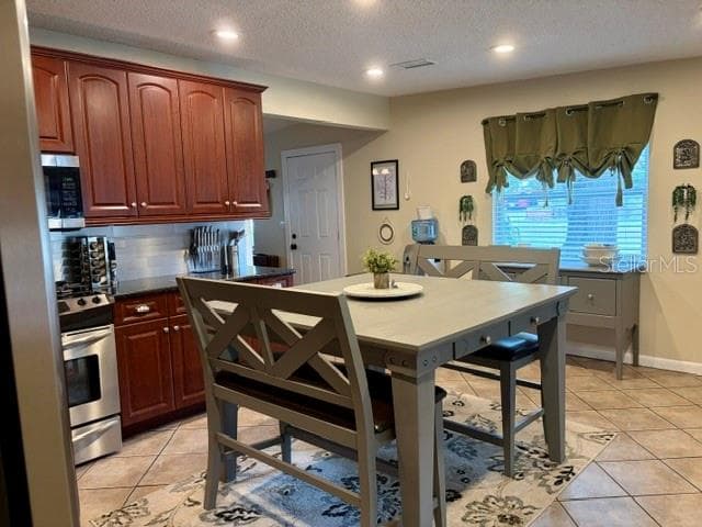Single Family Residence at 915 HARBOR HILL DR, SAFETY HARBOR, photo 5 of 33