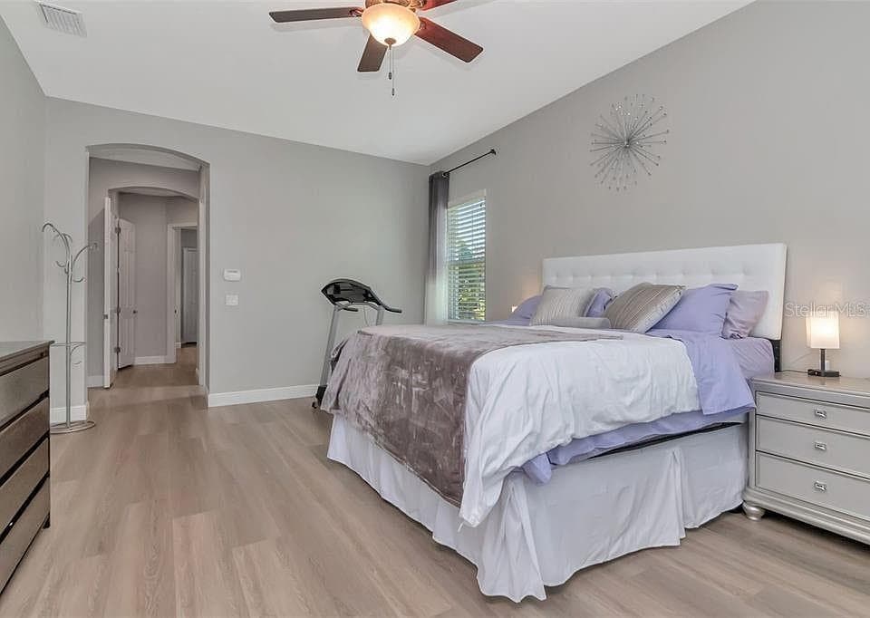 Single Family Residence at 19419 AUTUMN CHASE CT, LAND O LAKES, photo 7 of 12