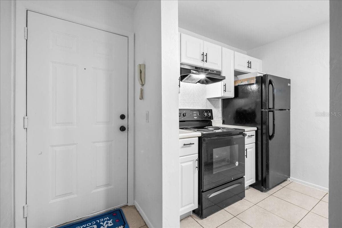 Condominium at 4000 SW 23RD ST #4-305, GAINESVILLE, photo 5 of 32