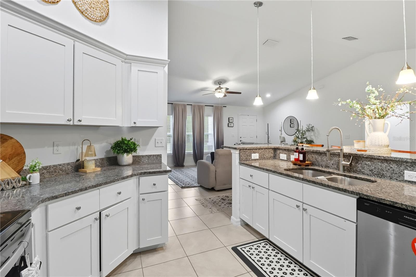 Single Family Residence at 6651 SW 151ST LOOP, OCALA, photo 11 of 39