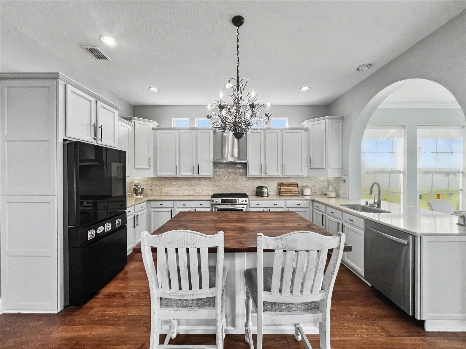Single Family Residence at 807 OAK SHADOWS RD, CELEBRATION, photo 9 of 97