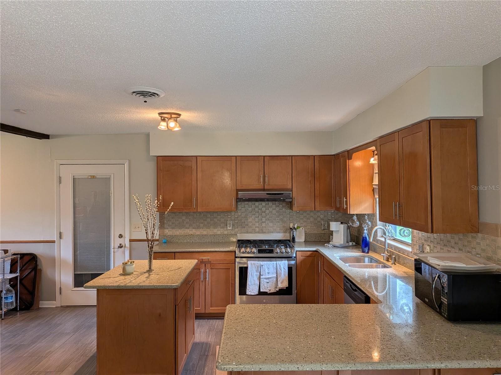 Kitchen - 2720 SE 8TH AVE, OCALA