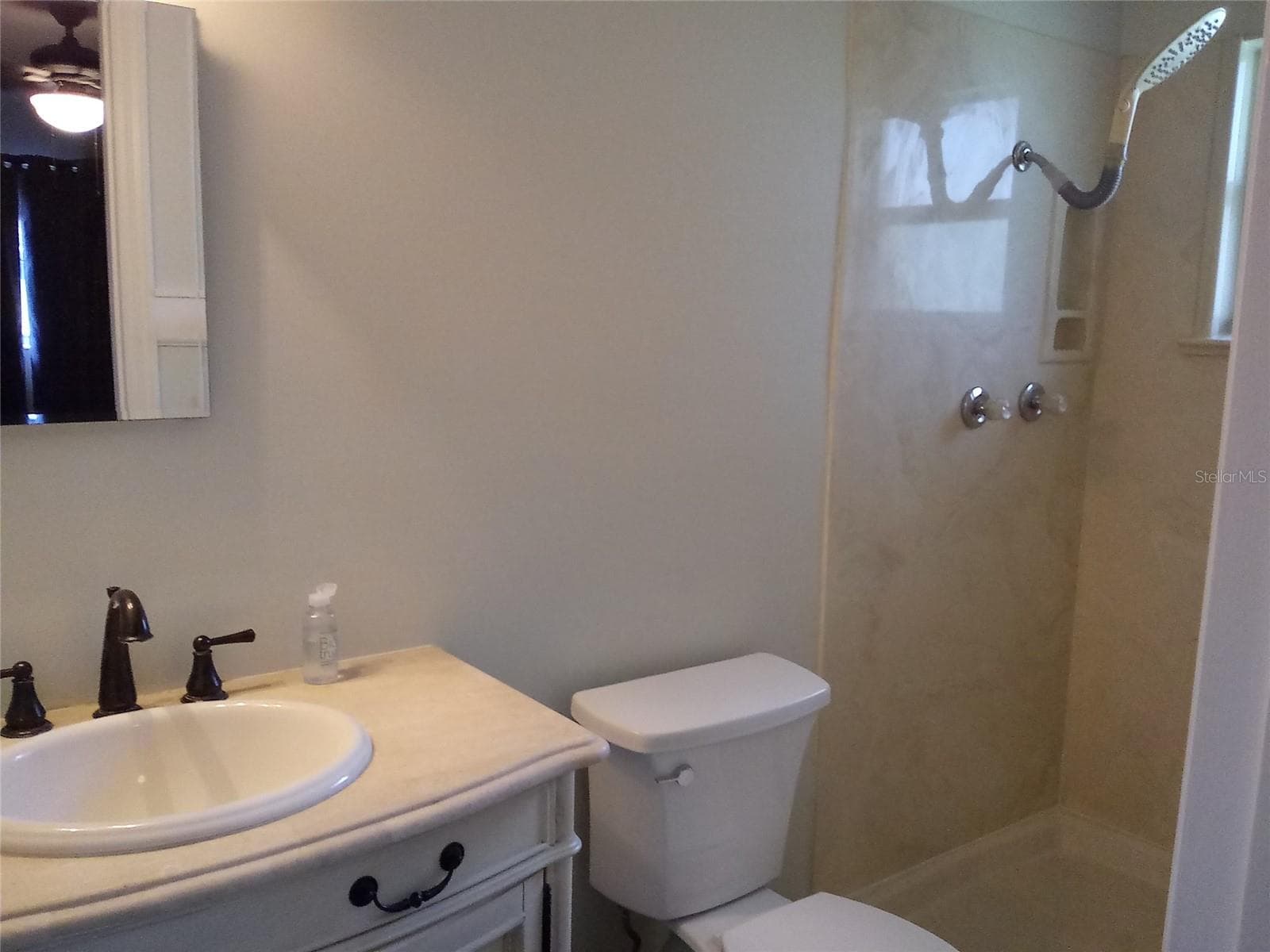 Primary Bathroom - 2720 SE 8TH AVE, OCALA