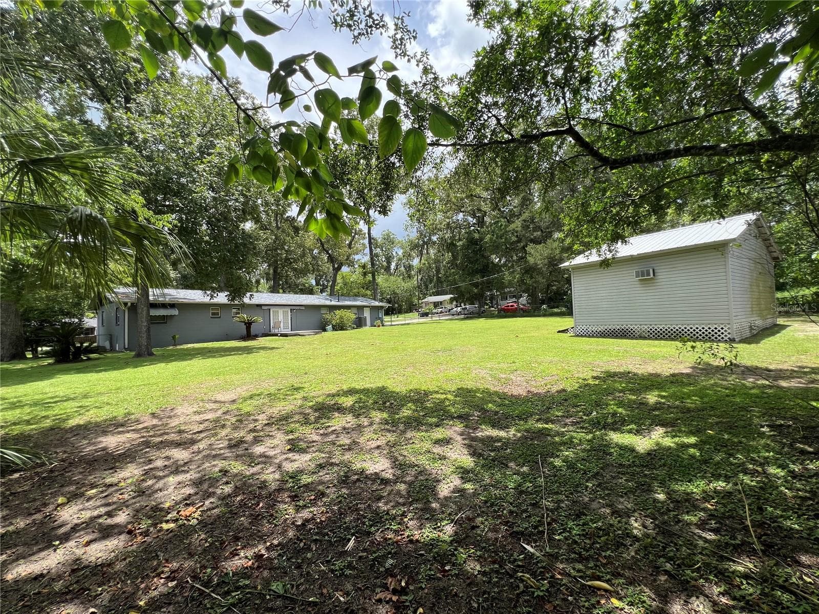 Backyard and Storage - 2720 SE 8TH AVE, OCALA