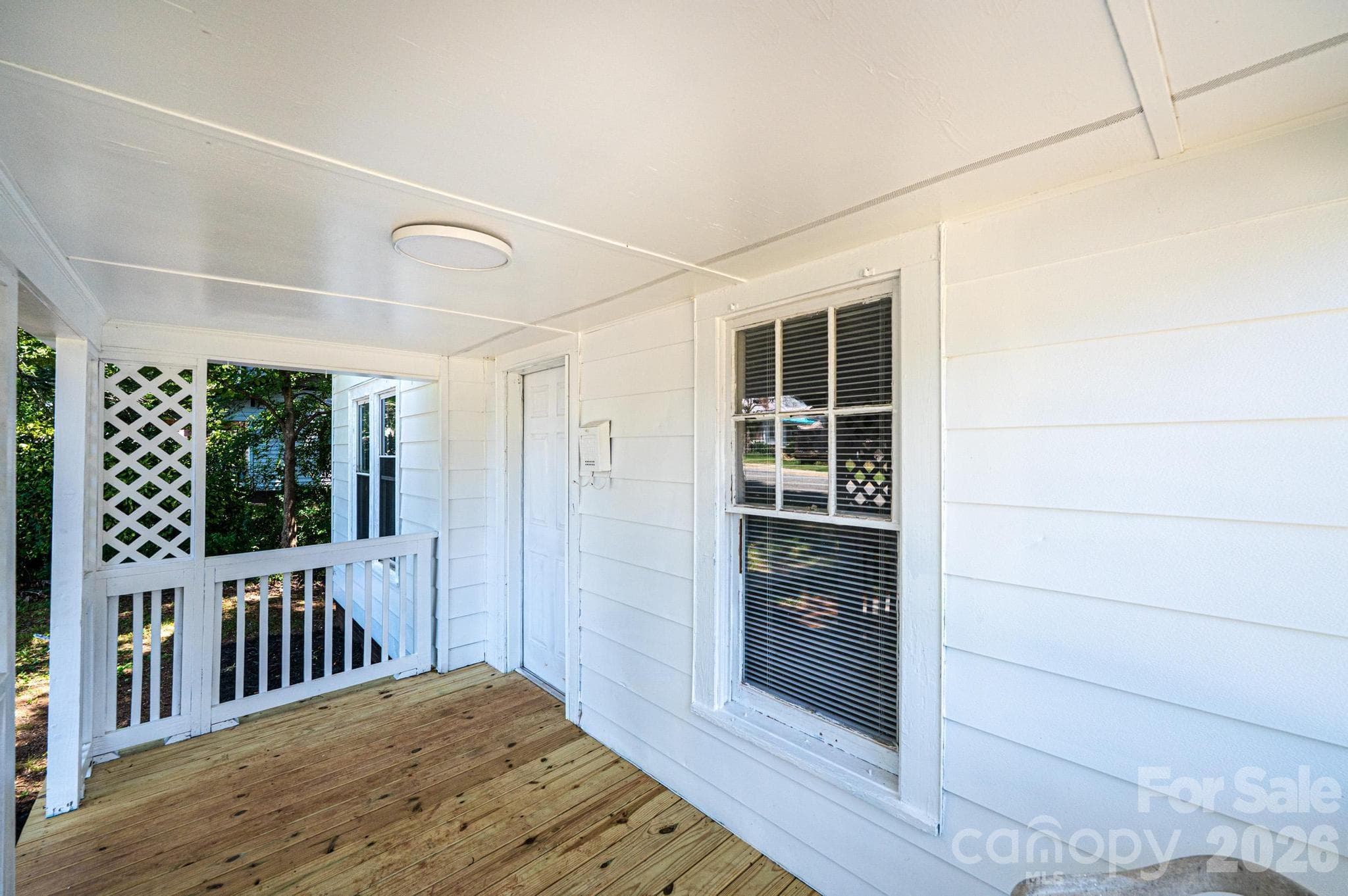 Single Family Residence at Newton, photo 9 of 36