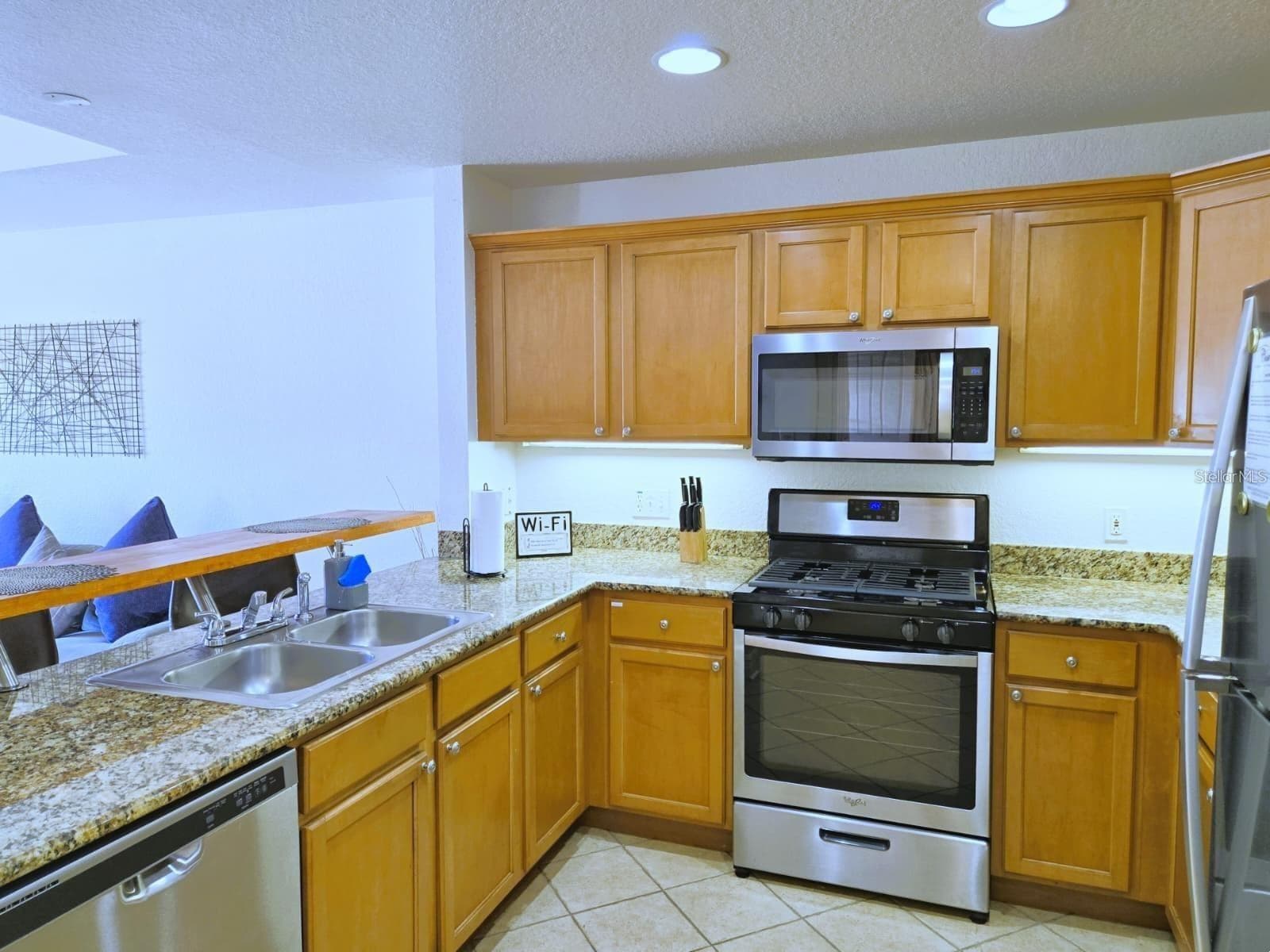 Kitchen - 1322 SEVEN EAGLES CT #102, REUNION