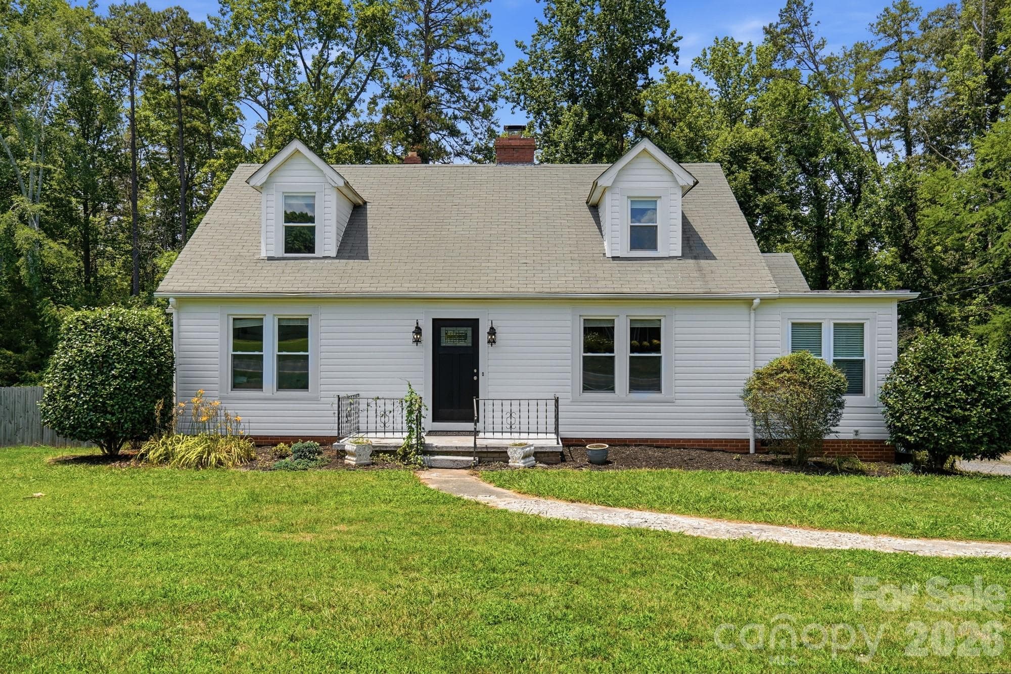 Single Family Residence at 12050 Old Concord Road, Rockwell, photo 3 of 43