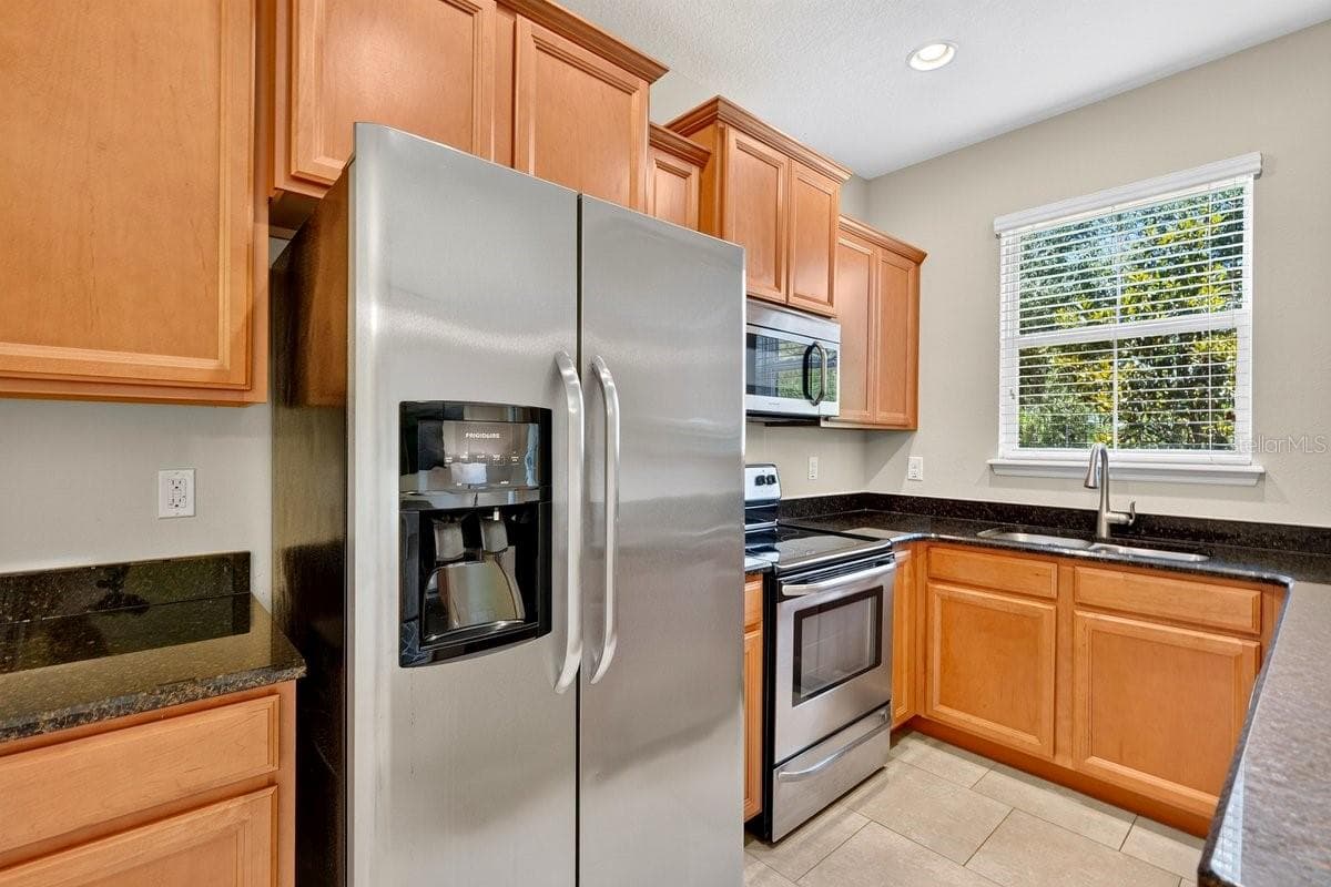 Townhouse at 205 WENTWORTH GRANDE DR, DAYTONA BEACH, photo 6 of 62