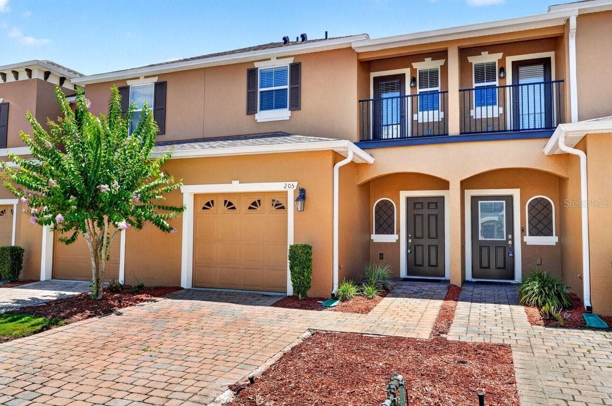 Townhouse at 205 WENTWORTH GRANDE DR, DAYTONA BEACH, photo 10 of 62