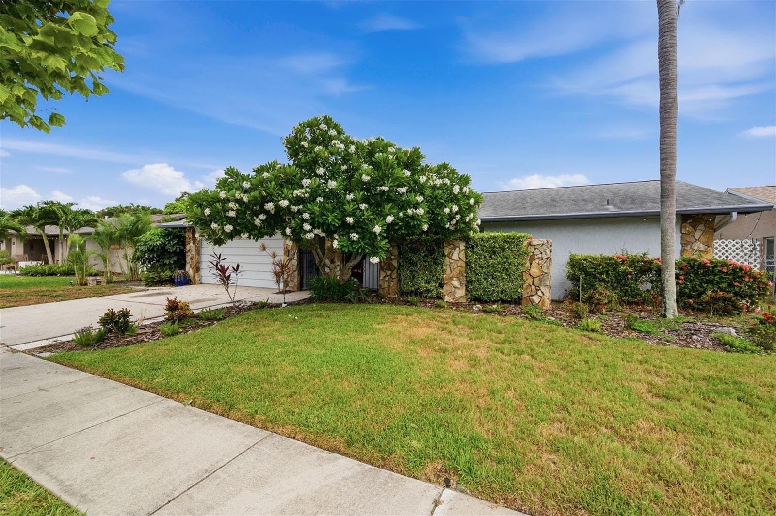 Single Family Residence at 10744 97TH ST, LARGO, photo 2 of 67