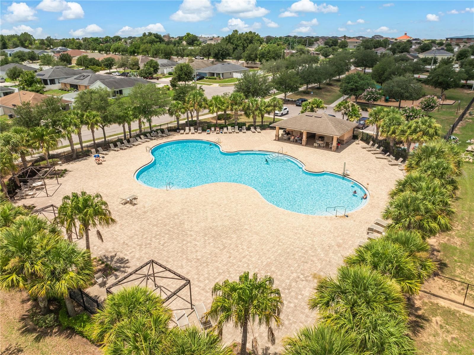 Community Pool - 125 TANAGER ST, HAINES CITY