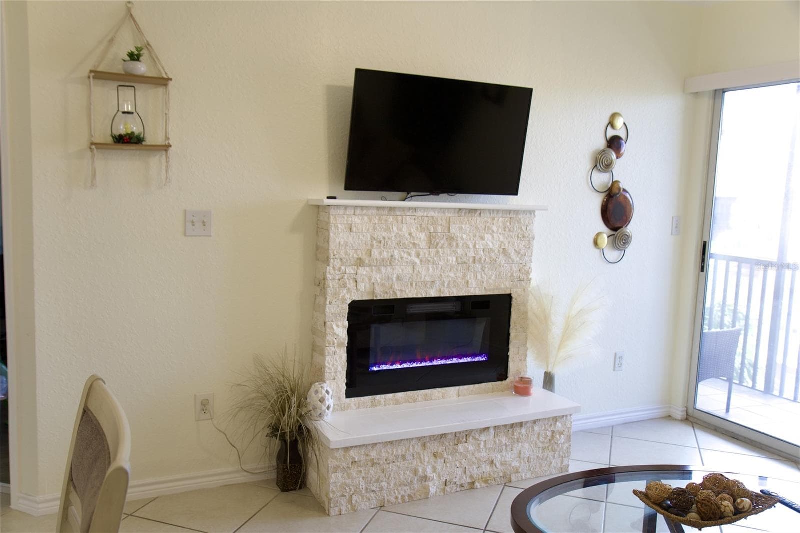 Condominium at 4323 BAYSIDE VILLAGE DR #306, TAMPA, photo 9 of 29