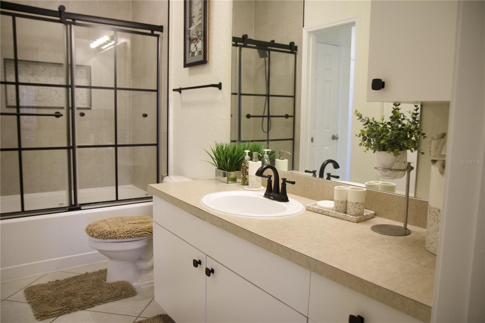 Condominium at 4323 BAYSIDE VILLAGE DR #306, TAMPA, photo 15 of 29